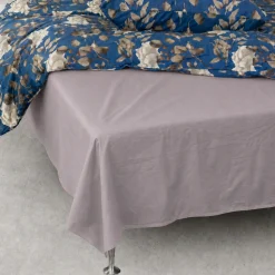 Glat lagen 240x260 cm - 100% bomuldssatin - Ekstra blødt fladlagen - Gråt satin lagen - By Night fladt lagen