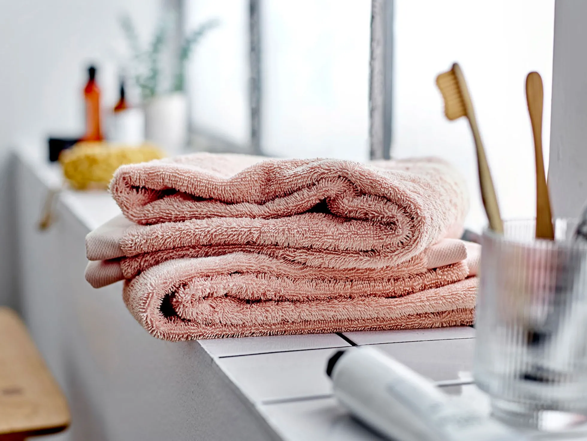 Økologisk håndklæde - 100% økologisk bomuld - Badehåndklæde 70x140 cm - Södahl Organic Comfort - Rosa