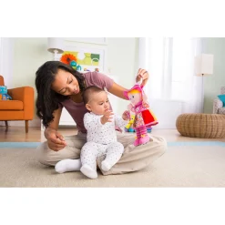 Lamaze My Friend Emily blød aktivitetsdukke - Fra 0 mdr.