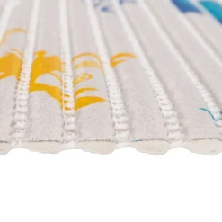 Skridsikker bademåtte - På metermål - Sejlads motiv - 65 cm bred - Multifunktionsmåtte til vådrum - Grå