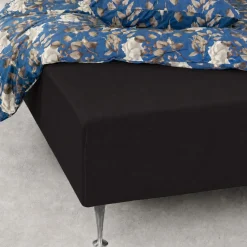 Stræklagen 70x160 cm - Sort - 100% bomuld jersey lagen - Faconlagen til juniormadras