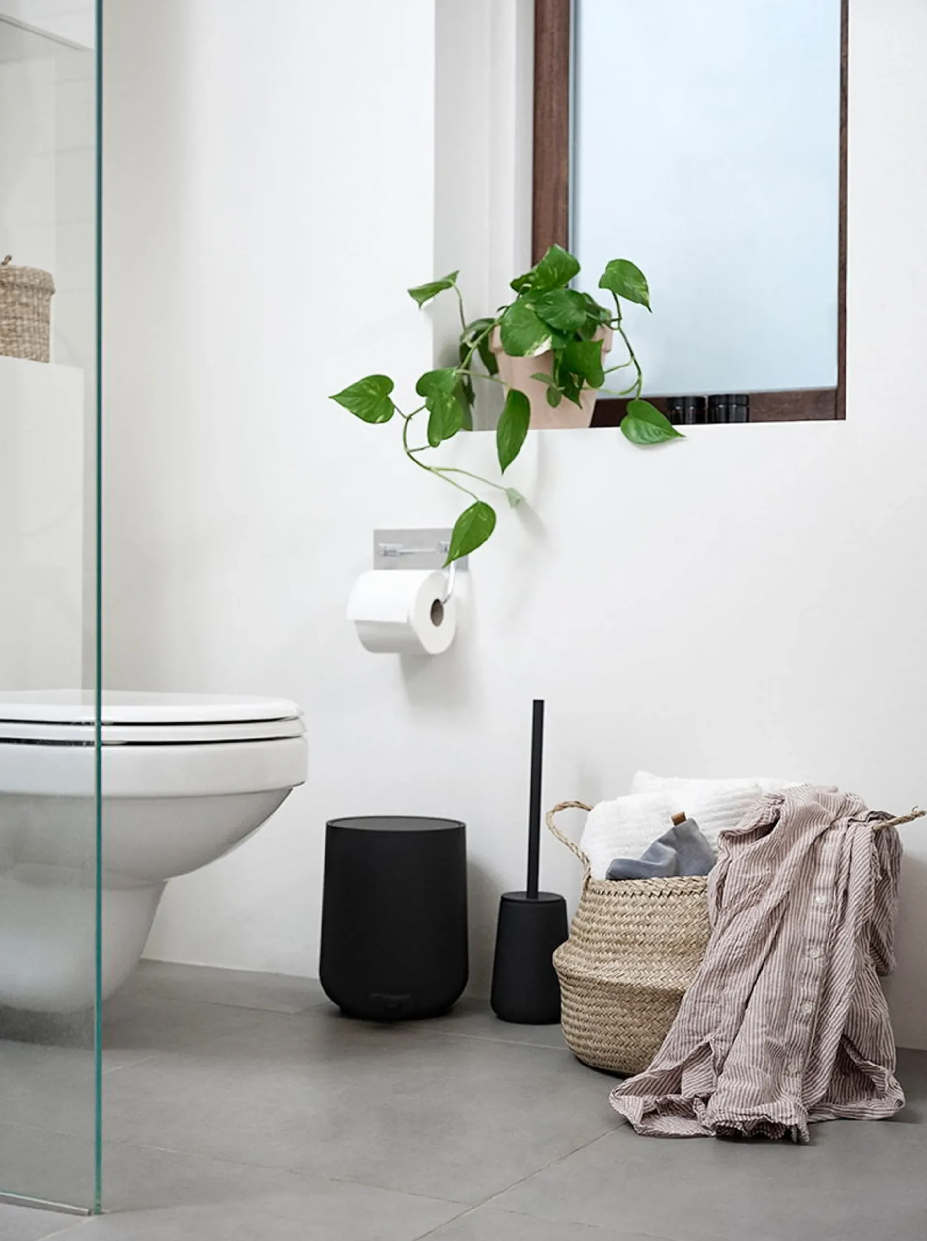 Toiletspand - 3L - Zone Denmark - Nova One Black pedalspand